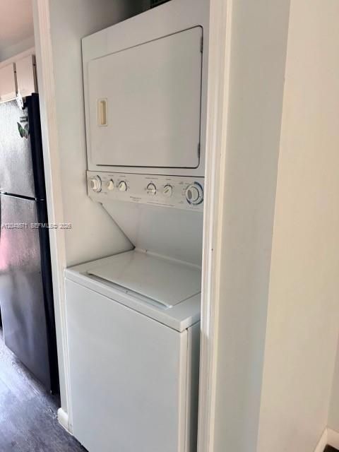 For Rent: $2,556 (2 beds, 2 baths, 1170 Square Feet)