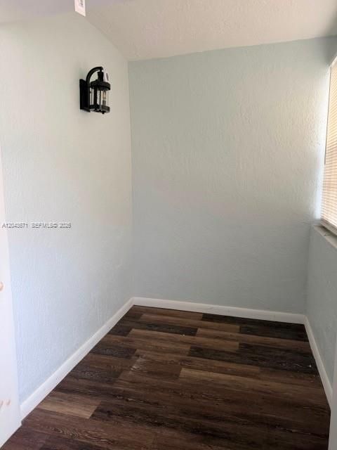 For Rent: $2,556 (2 beds, 2 baths, 1170 Square Feet)