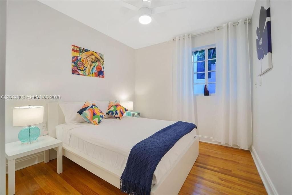 For Rent: $2,800 (2 beds, 2 baths, 820 Square Feet)