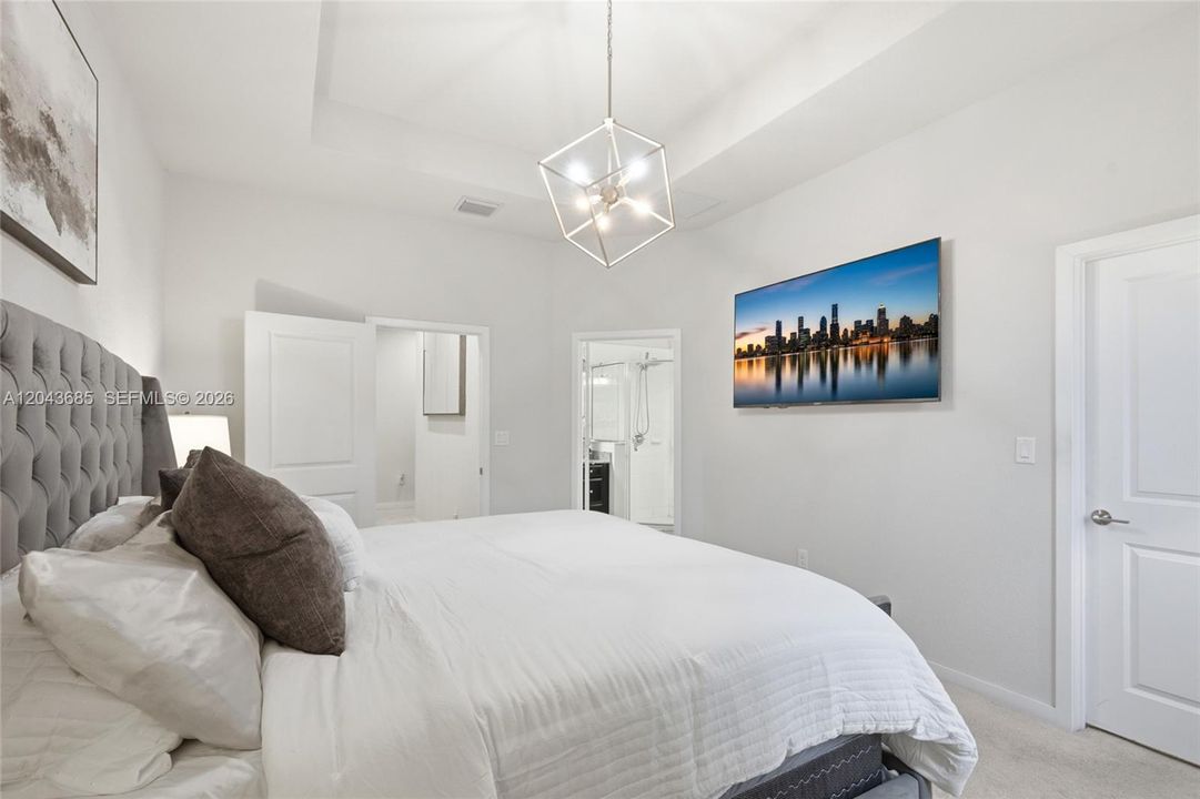 For Sale: $439,000 (3 beds, 2 baths, 1530 Square Feet)