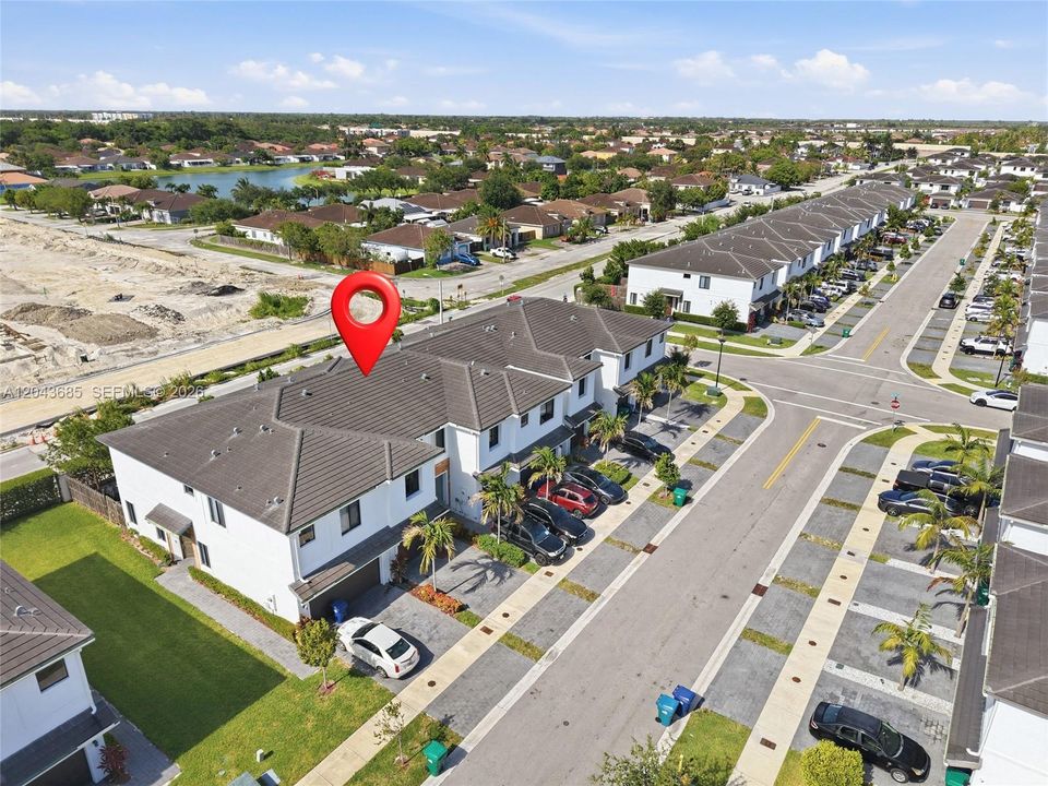 For Sale: $439,000 (3 beds, 2 baths, 1530 Square Feet)