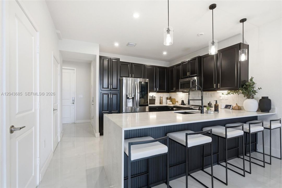 For Sale: $439,000 (3 beds, 2 baths, 1530 Square Feet)