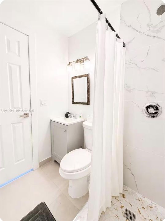 En Venta: $850,000 (4 camas, 3 baños, 0 Pies cuadrados)