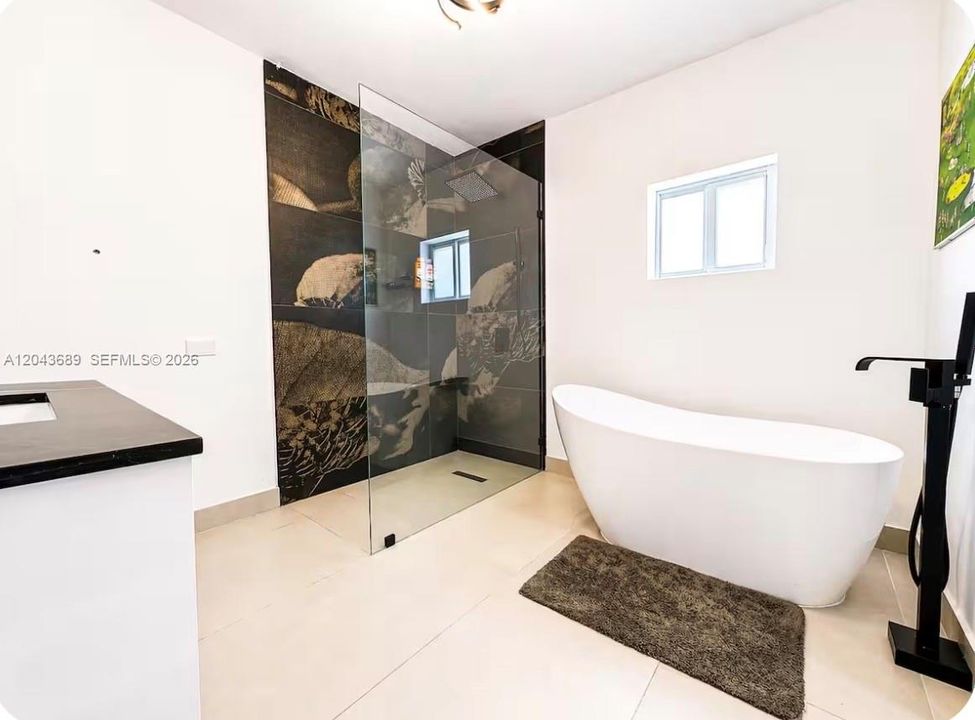 En Venta: $850,000 (4 camas, 3 baños, 0 Pies cuadrados)