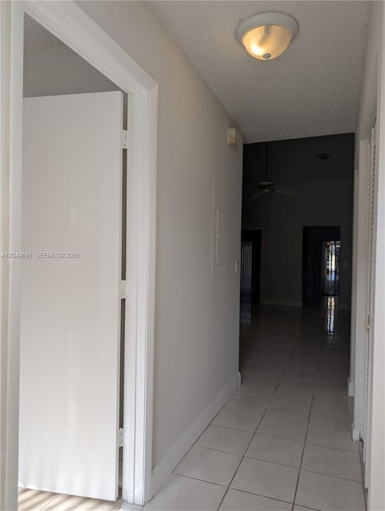For Rent: $2,000 (2 beds, 2 baths, 1058 Square Feet)