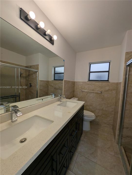 For Rent: $2,000 (2 beds, 2 baths, 1058 Square Feet)