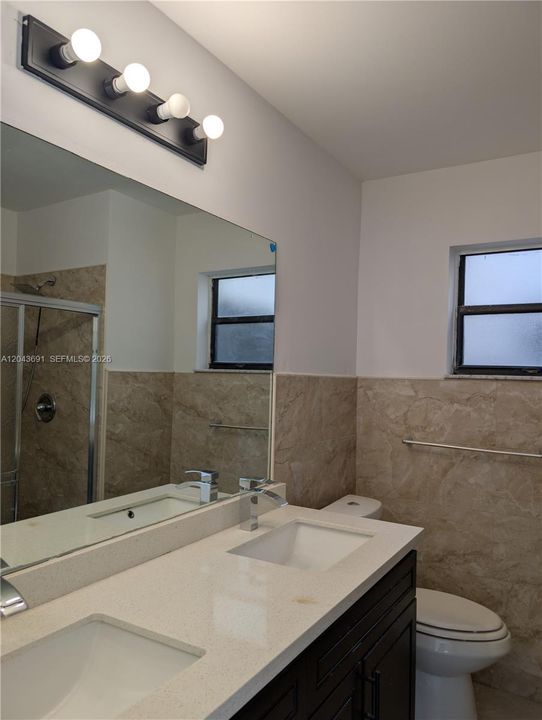 For Rent: $2,000 (2 beds, 2 baths, 1058 Square Feet)