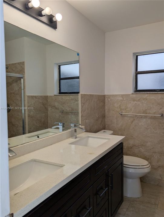 For Rent: $2,000 (2 beds, 2 baths, 1058 Square Feet)