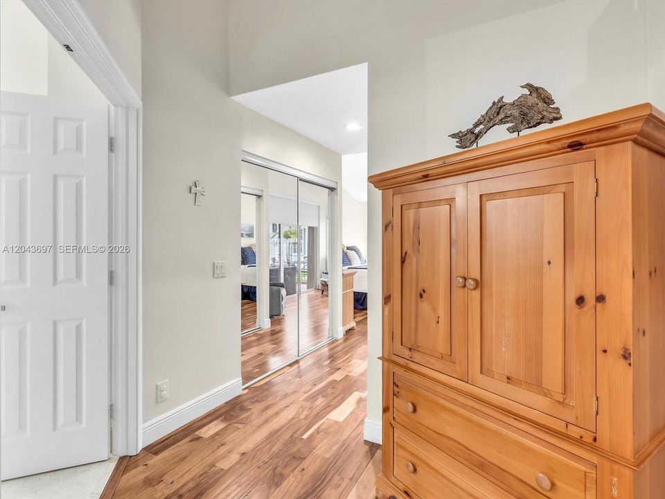 В аренду: $6,200 (4 спален, 2 ванн, 2628 Квадратных фут)