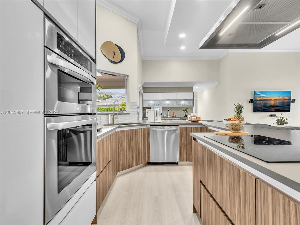 В аренду: $6,200 (4 спален, 2 ванн, 2628 Квадратных фут)