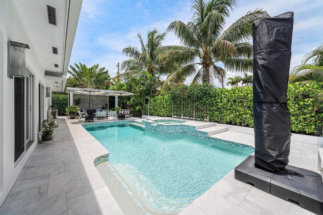 033-3481Northeast18thAvenue-OaklandPark-