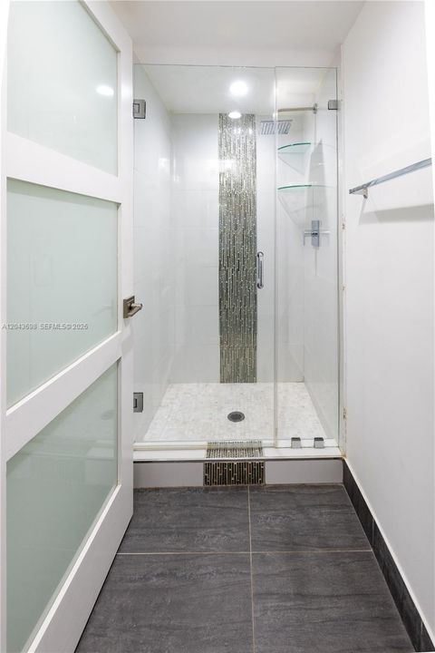 For Rent: $1,450 (0 beds, 1 baths, 400 Square Feet)