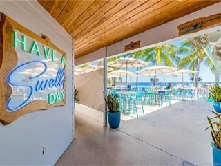 Tide House Patio ...