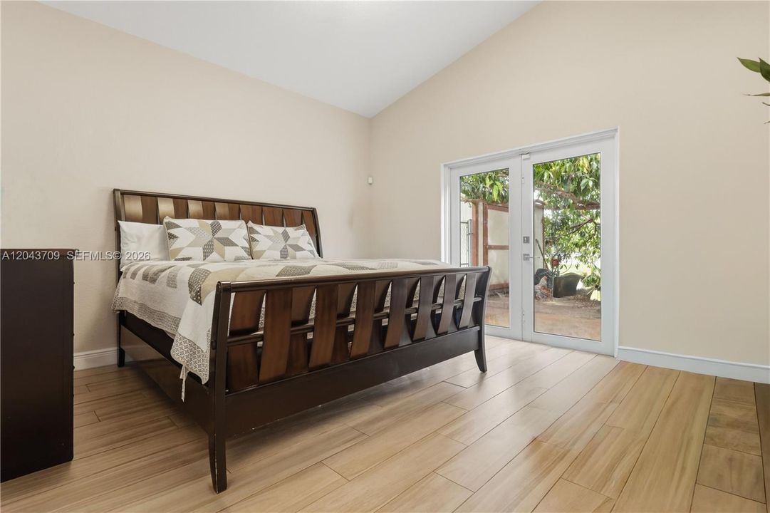 На продажу: $625,000 (3 спален, 2 ванн, 1598 Квадратных фут)