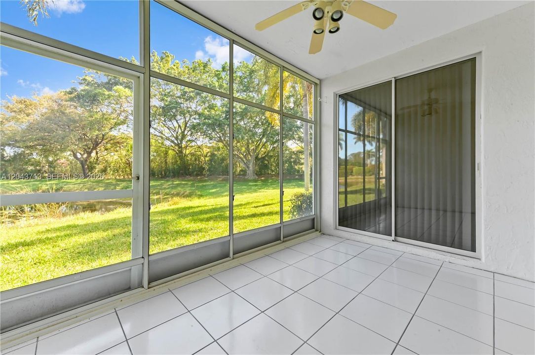 For Sale: $269,000 (3 beds, 2 baths, 1375 Square Feet)