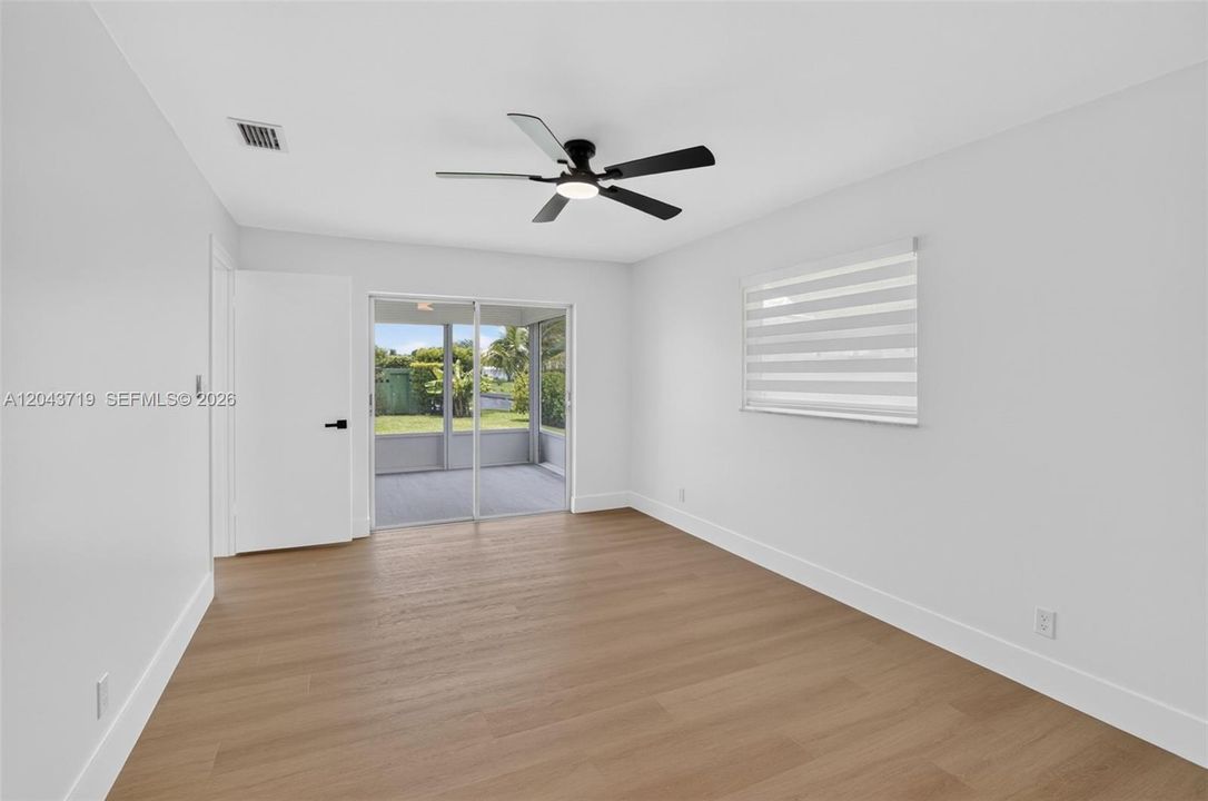 En Venta: $424,999 (2 camas, 2 baños, 1322 Pies cuadrados)
