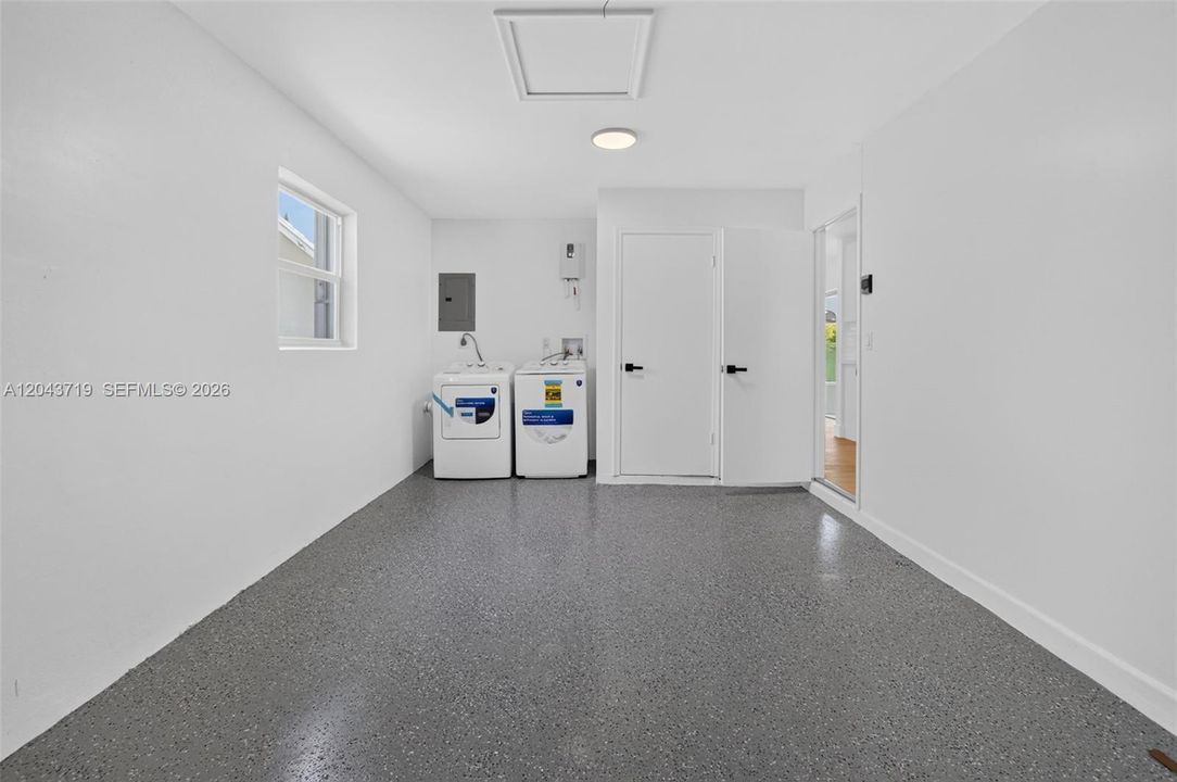 En Venta: $424,999 (2 camas, 2 baños, 1322 Pies cuadrados)