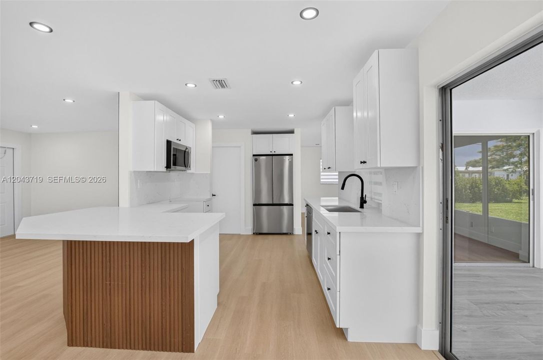 En Venta: $424,999 (2 camas, 2 baños, 1322 Pies cuadrados)