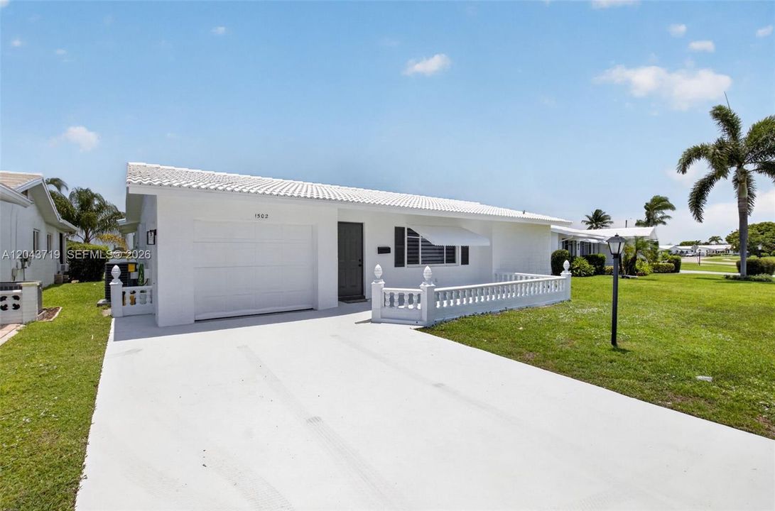 En Venta: $424,999 (2 camas, 2 baños, 1322 Pies cuadrados)