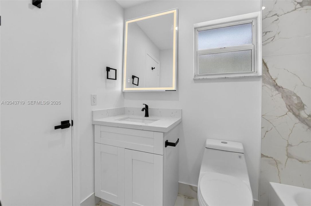 En Venta: $424,999 (2 camas, 2 baños, 1322 Pies cuadrados)