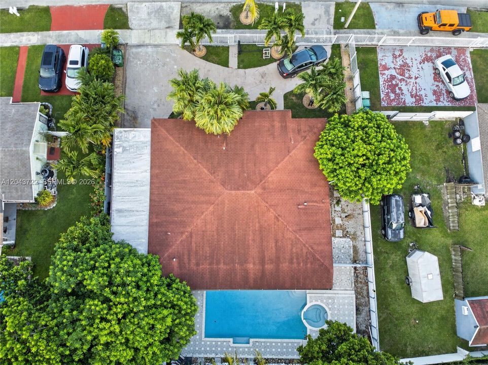 На продажу: $680,000 (3 спален, 3 ванн, 1968 Квадратных фут)