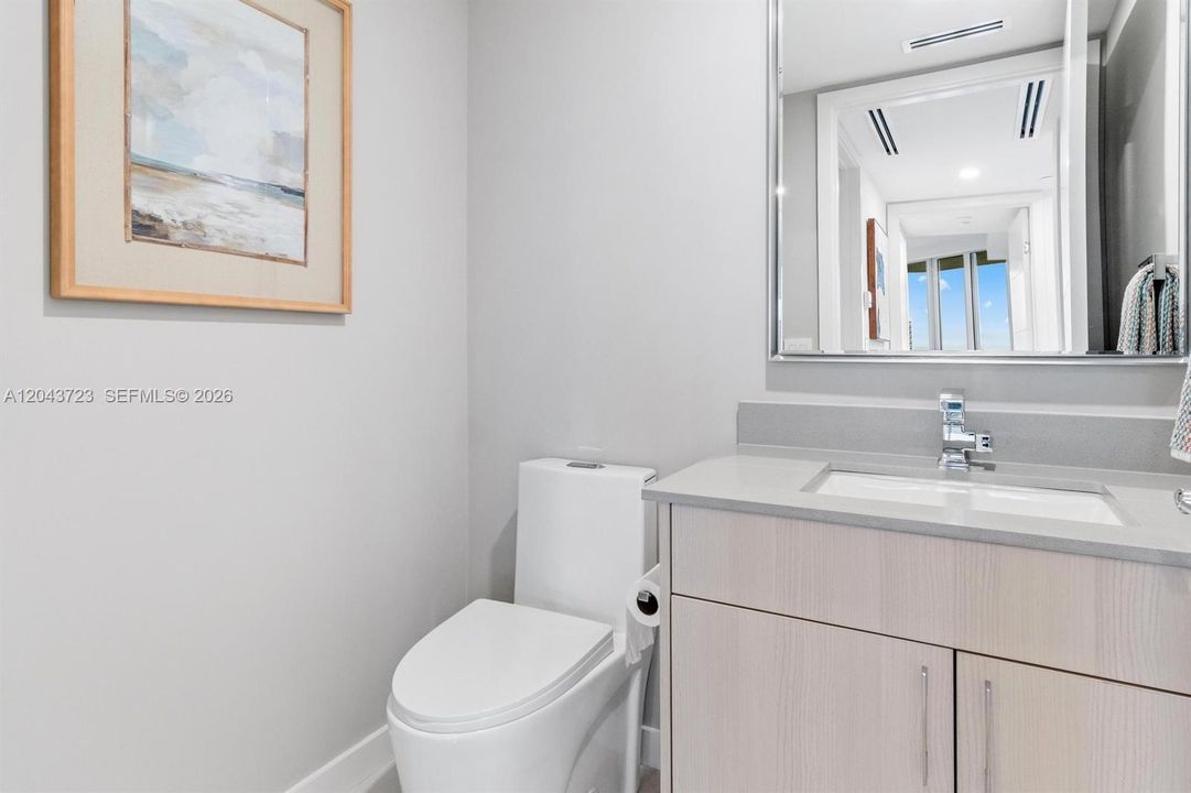 For Rent: $12,500 (3 beds, 2 baths, 2340 Square Feet)