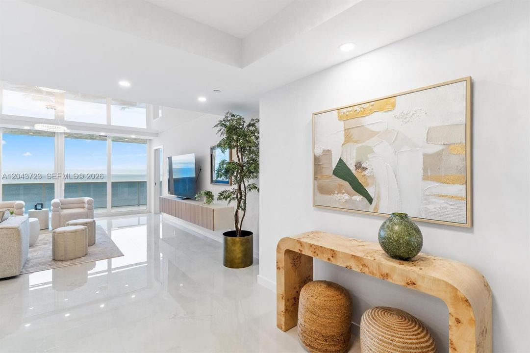 For Rent: $12,500 (3 beds, 2 baths, 2340 Square Feet)