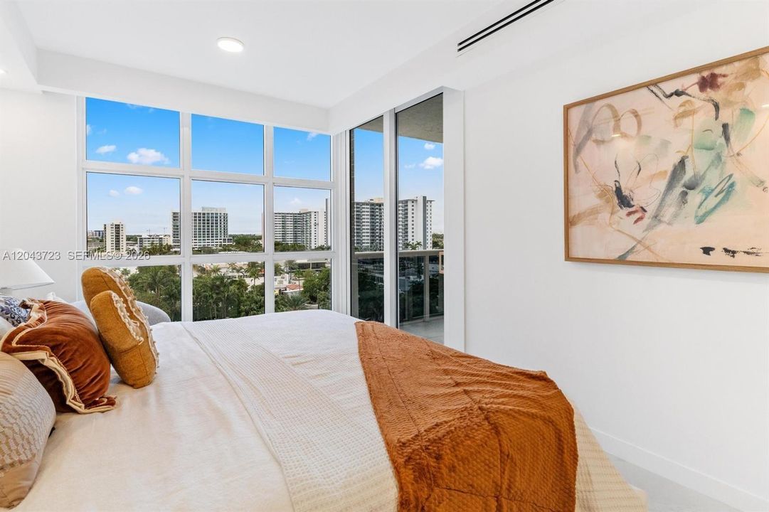 For Rent: $12,500 (3 beds, 2 baths, 2340 Square Feet)