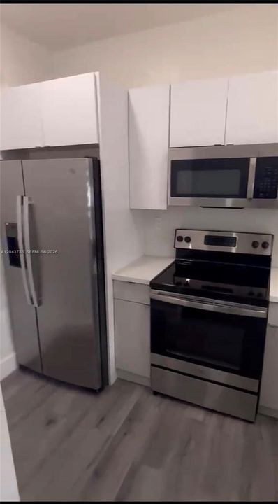 В аренду: $1,975 (1 спален, 1 ванн, 16314 Квадратных фут)