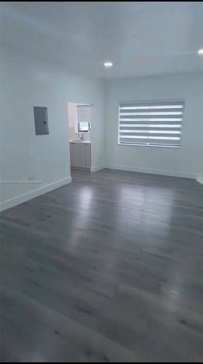В аренду: $1,975 (1 спален, 1 ванн, 16314 Квадратных фут)