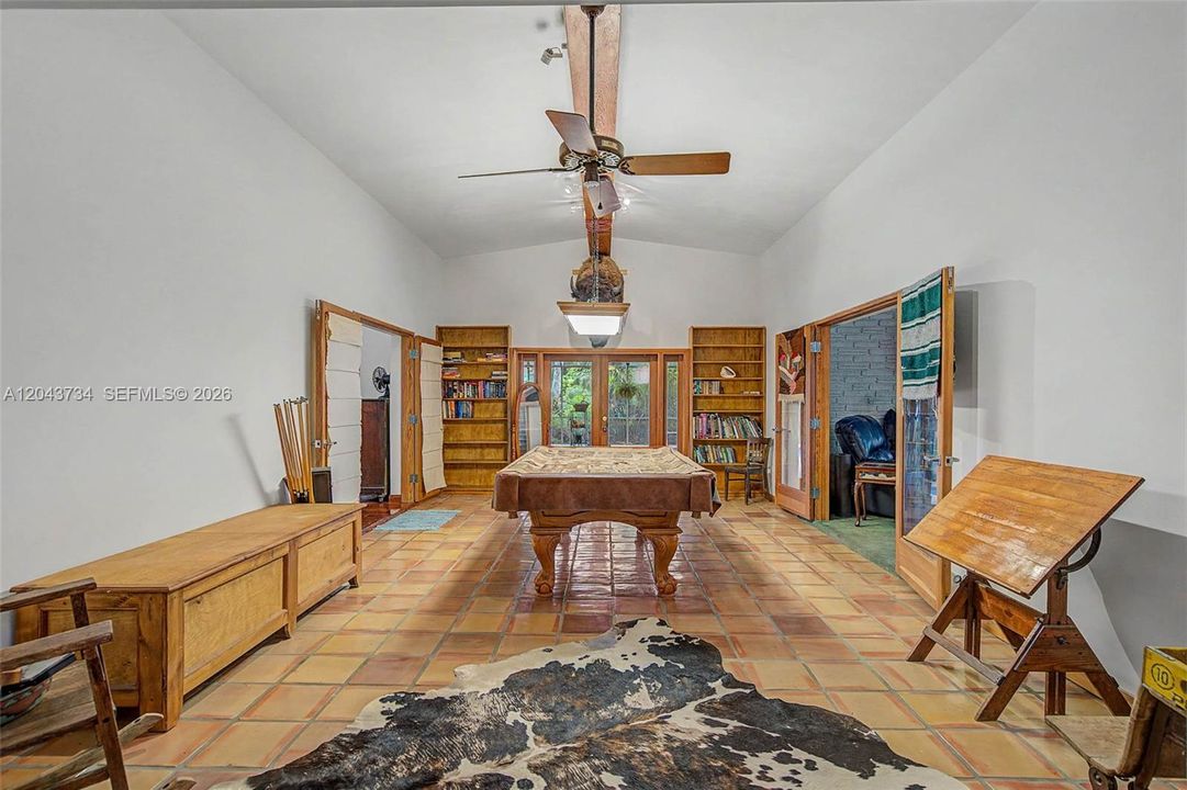 На продажу: $995,000 (3 спален, 2 ванн, 2588 Квадратных фут)