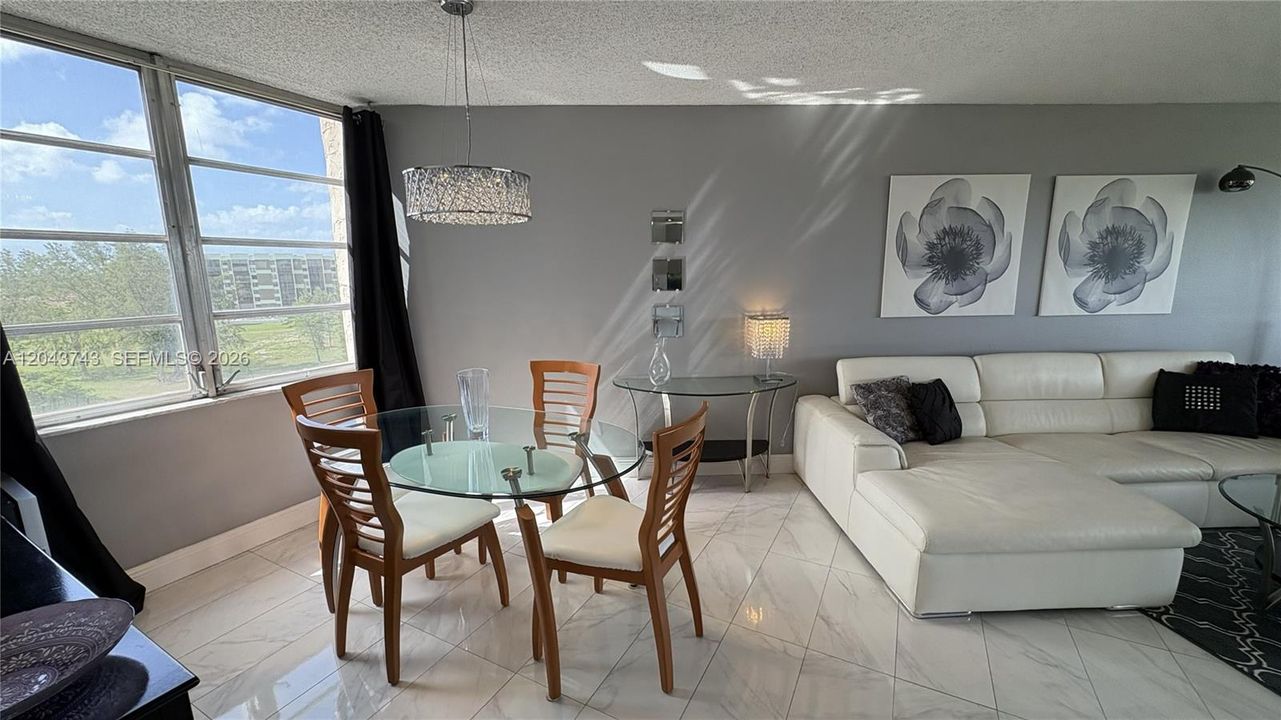En Venta: $175,000 (2 camas, 2 baños, 1160 Pies cuadrados)
