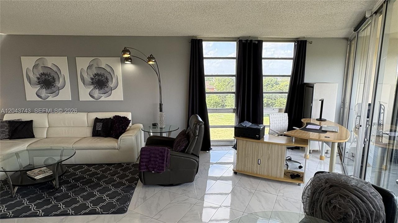 En Venta: $175,000 (2 camas, 2 baños, 1160 Pies cuadrados)