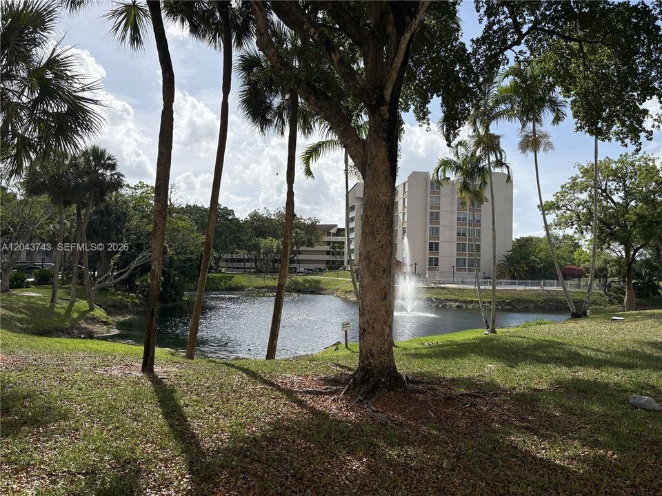 En Venta: $175,000 (2 camas, 2 baños, 1160 Pies cuadrados)