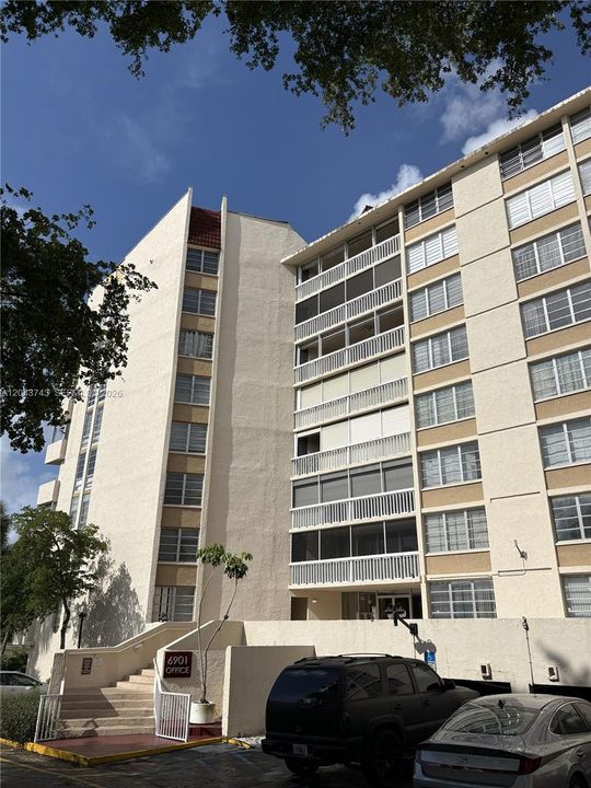 En Venta: $175,000 (2 camas, 2 baños, 1160 Pies cuadrados)