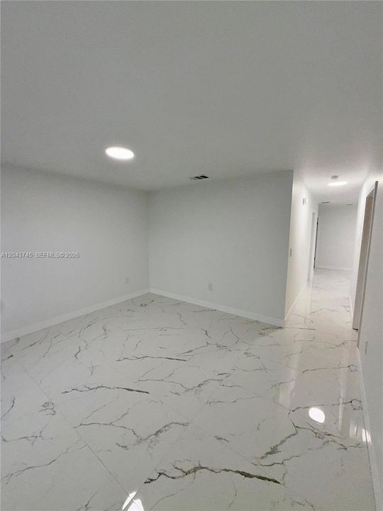 В аренду: $3,500 (3 спален, 2 ванн, 1170 Квадратных фут)