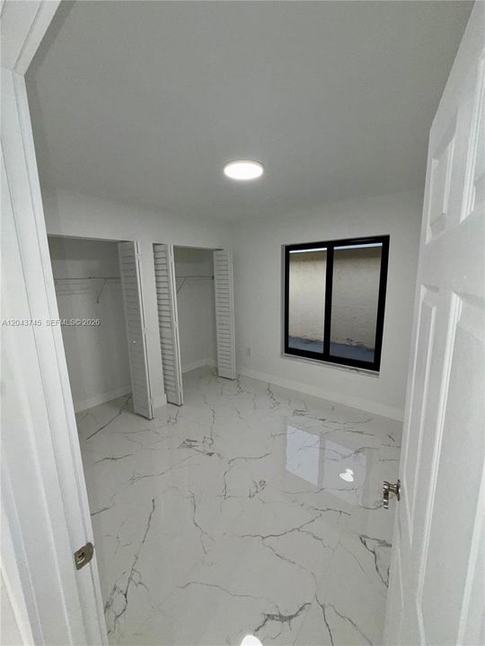 В аренду: $3,500 (3 спален, 2 ванн, 1170 Квадратных фут)