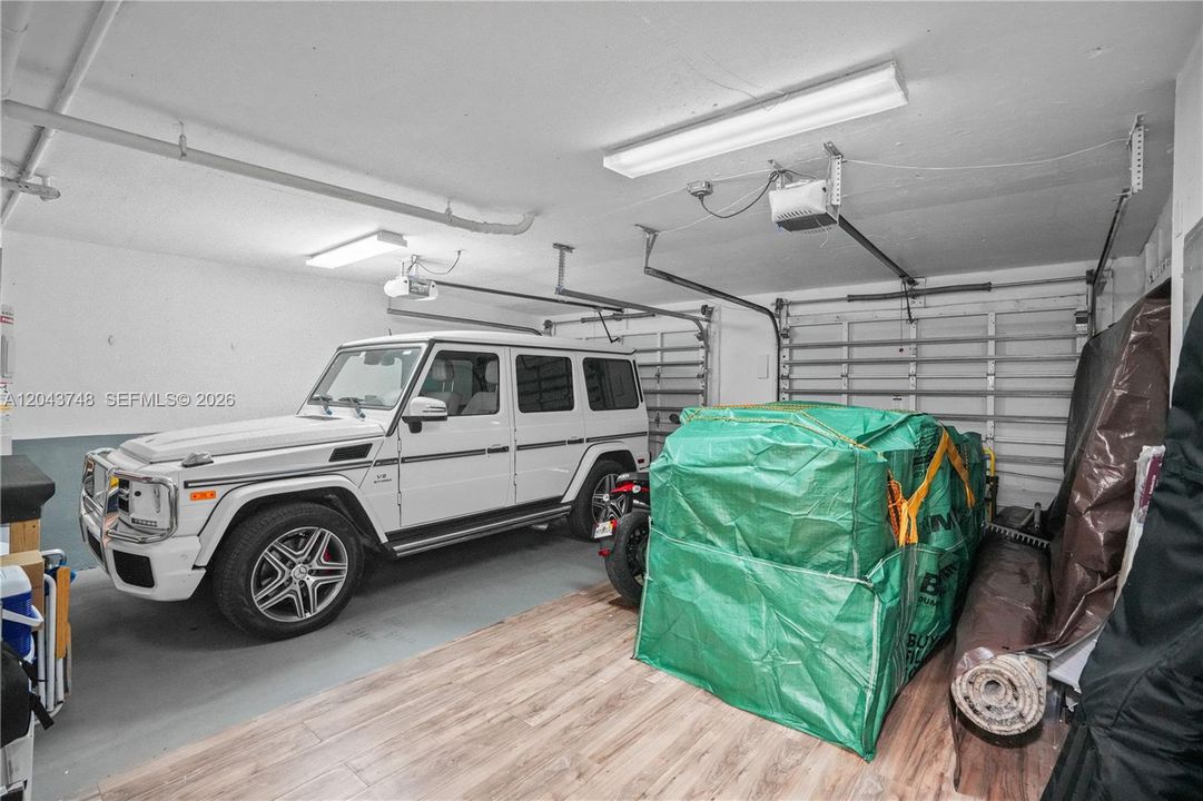 На продажу: $699,999 (2 спален, 2 ванн, 1721 Квадратных фут)
