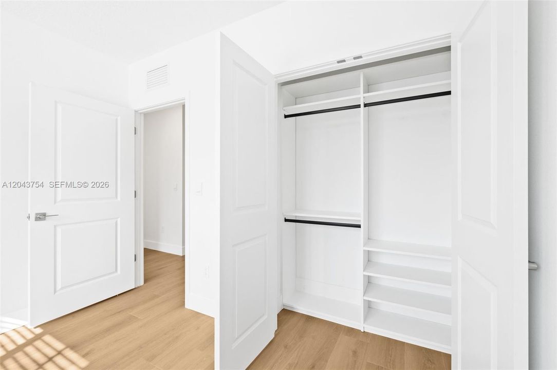 В аренду: $3,200 (3 спален, 2 ванн, 1524 Квадратных фут)