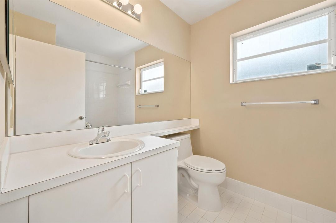 44_10432_lake_vista_cir_boca_raton_fl_33