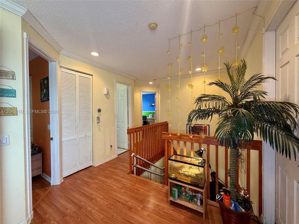 For Sale: $830,000 (6 beds, 3 baths, 3064 Square Feet)