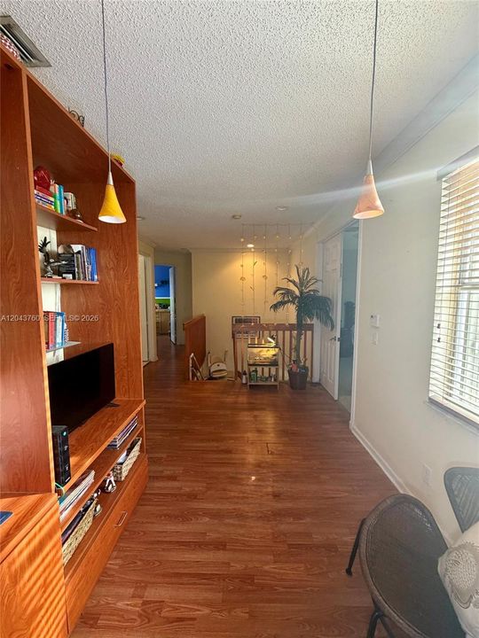 For Sale: $830,000 (6 beds, 3 baths, 3064 Square Feet)