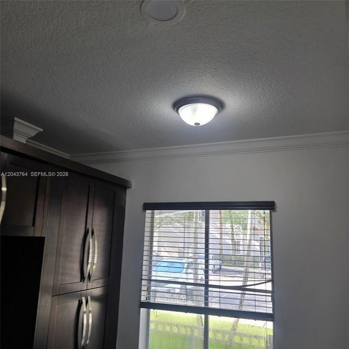 В аренду: $2,500 (2 спален, 2 ванн, 1056 Квадратных фут)