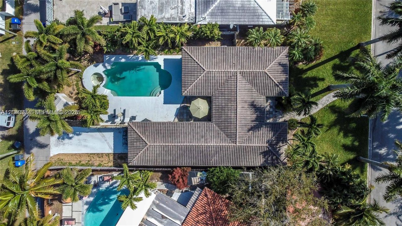 待售: $1,099,000 (3 贝兹, 3 浴室, 1824 平方英尺)