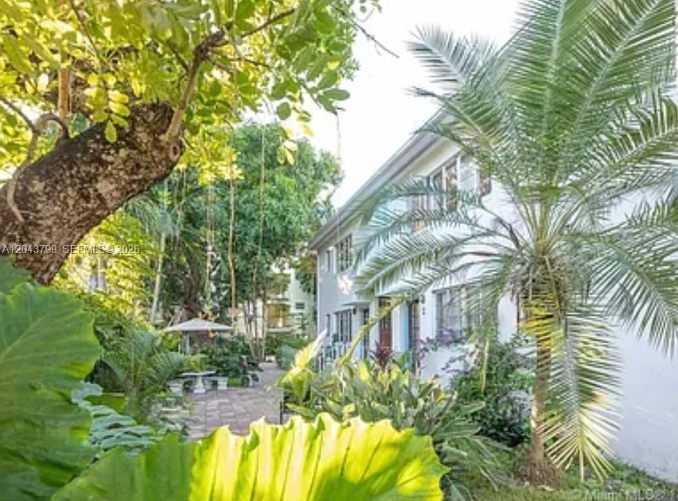 В аренду: $2,750 (1 спален, 1 ванн, 646 Квадратных фут)