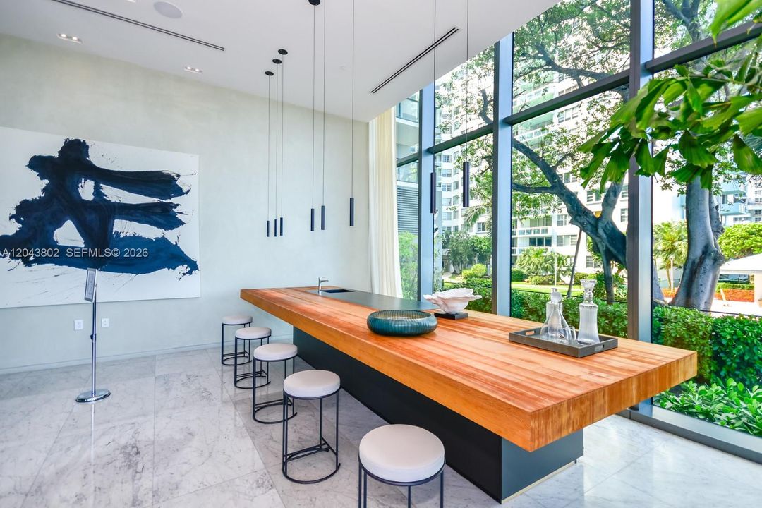 En Venta: $1,849,000 (3 camas, 3 baños, 1634 Pies cuadrados)