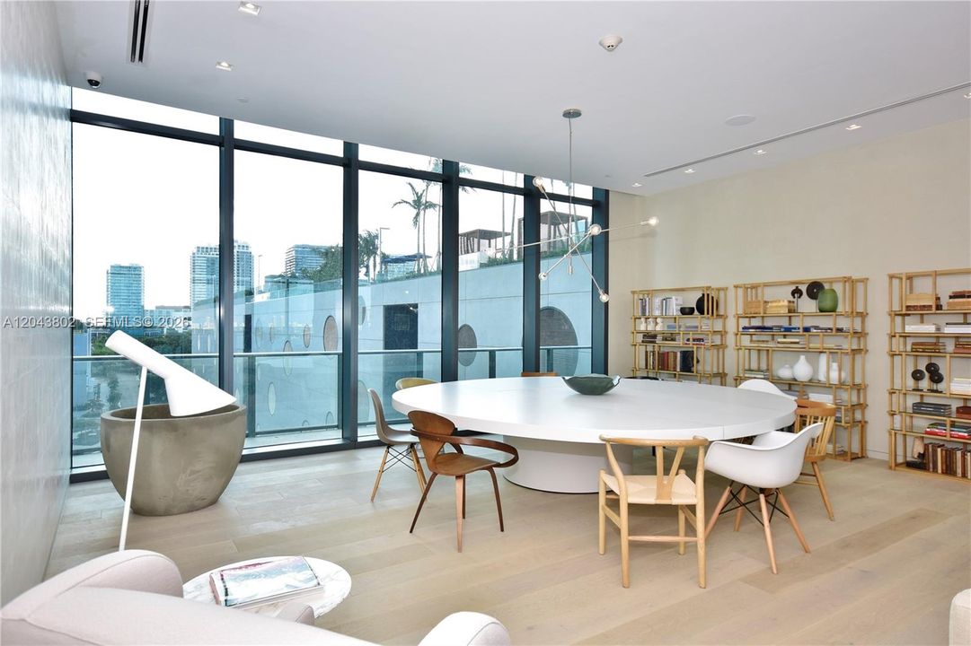 En Venta: $1,849,000 (3 camas, 3 baños, 1634 Pies cuadrados)