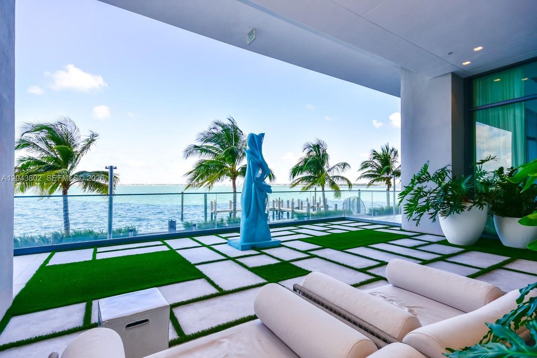 En Venta: $1,849,000 (3 camas, 3 baños, 1634 Pies cuadrados)