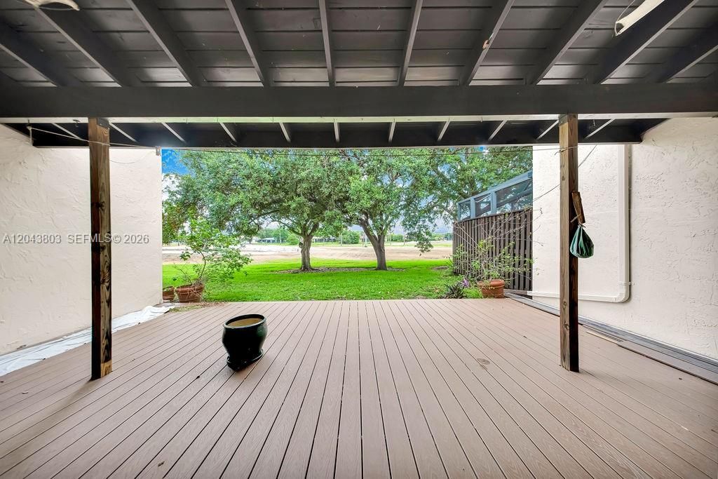 For Sale: $499,900 (4 beds, 3 baths, 2600 Square Feet)