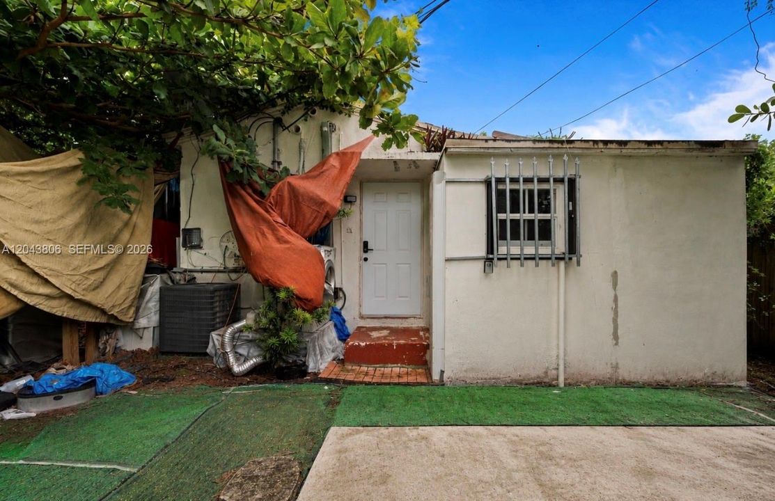 En Venta: $424,999 (3 camas, 2 baños, 1102 Pies cuadrados)